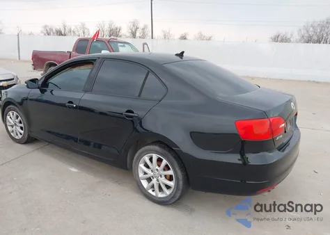 2011 Volkswagen Jetta 2.5L Se z USA, uszkodzony, nr VIN 3VWDX7AJ9BM352262